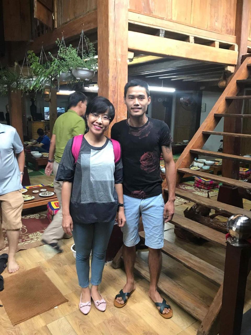 Homestay Lan Rung Nghia Lo Eksteriør billede